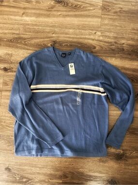 NWT Vintage Gap Men’s Blue V-Neck Sweater with Contrast Stripes
